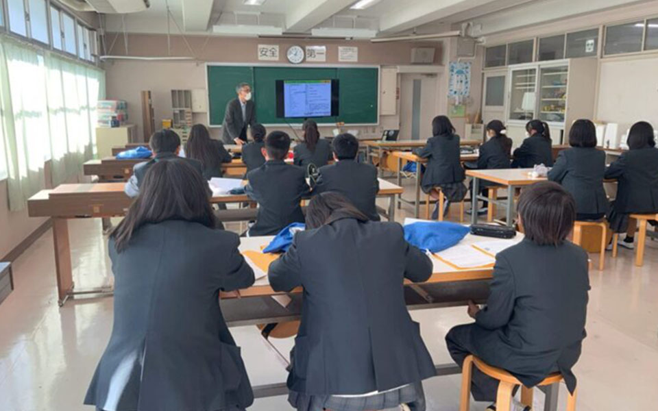 協賛企業様向け職業講話の様子