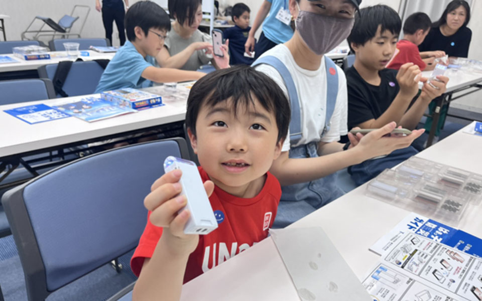 協賛企業様向け工作教室の様子