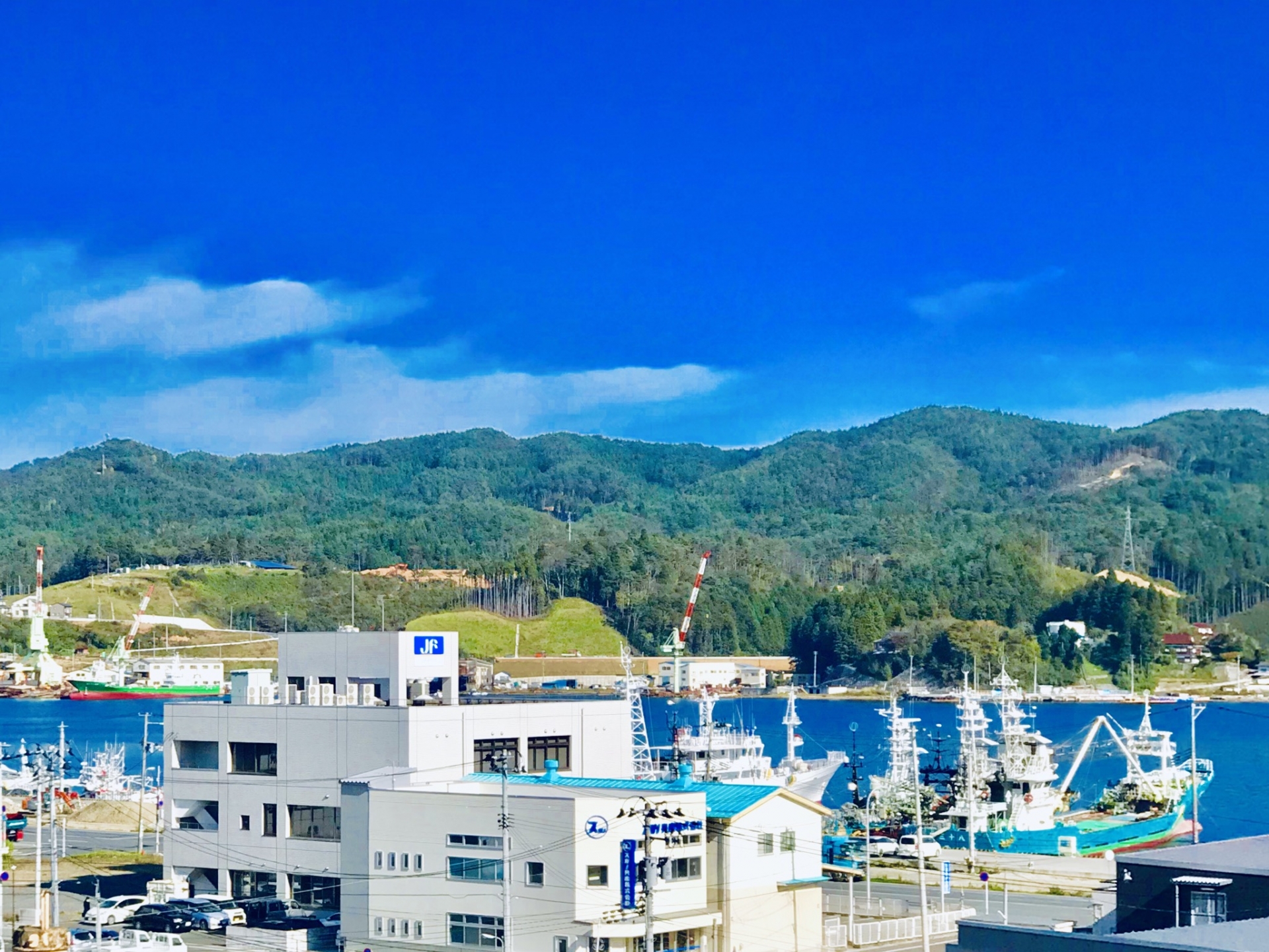 震災復興中の気仙沼の街並み